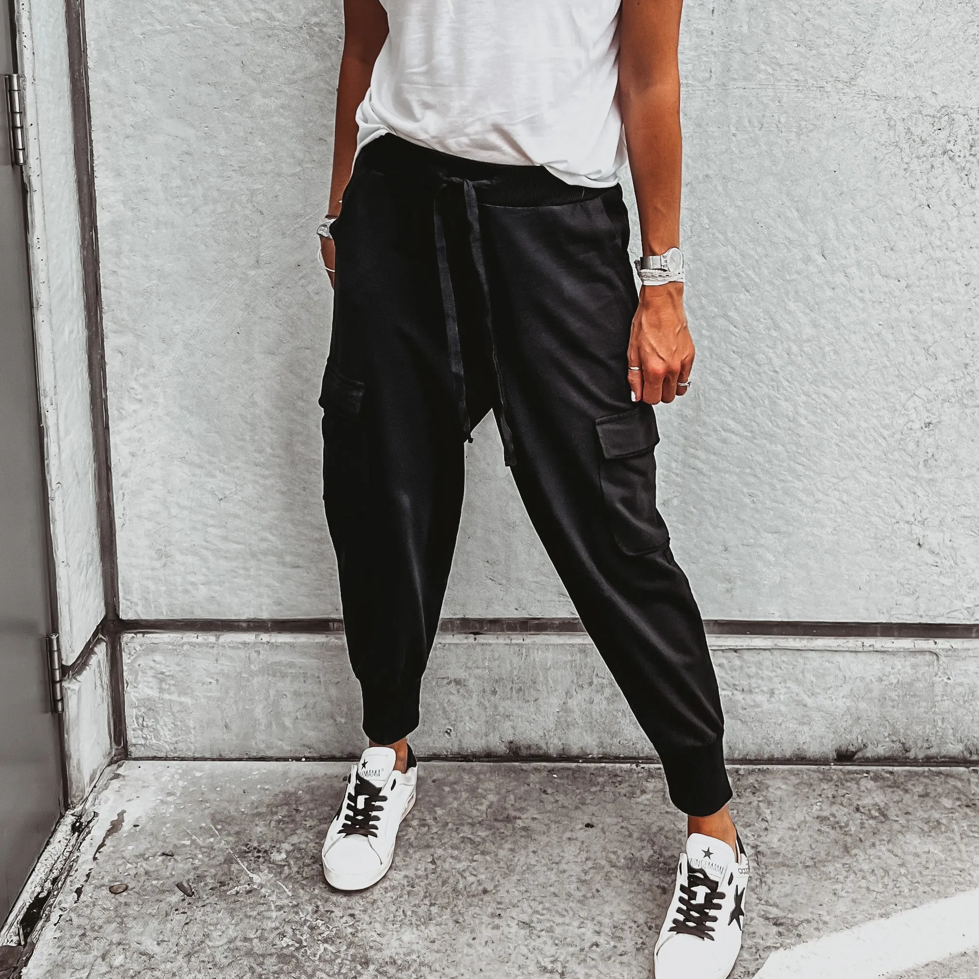 Black ULTIMATE cargo joggers *NEW*