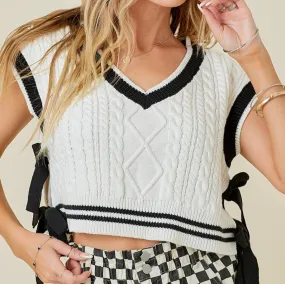 Contrast Stitch V-Neck Cropped Sweater Vest