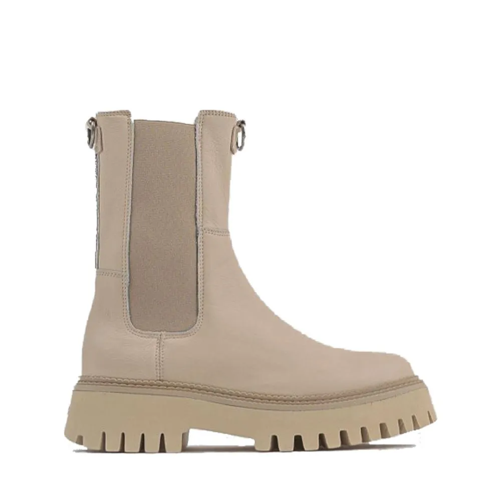 Groovy Chelsea Camel Boots