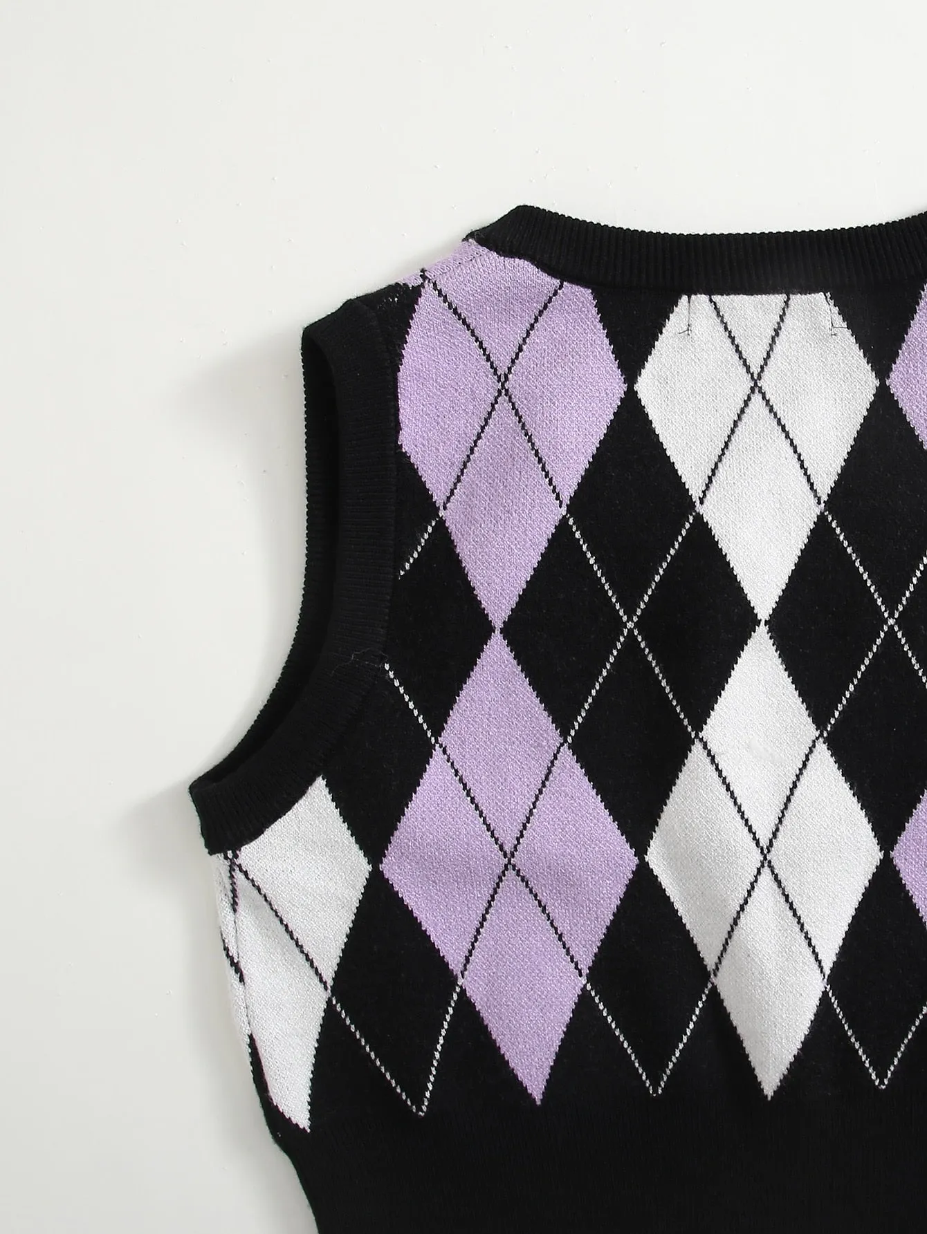 Parien Argyle Pattern Sweater Vest