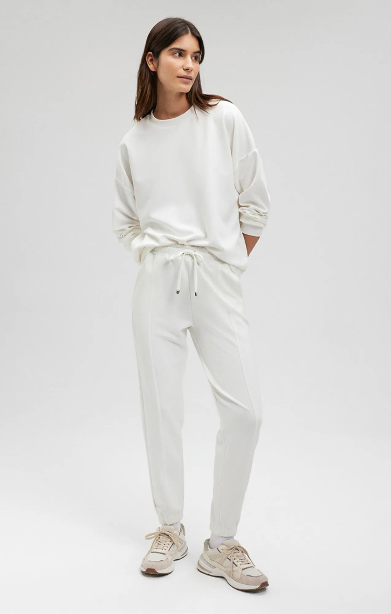 SWEATPANTS IN ANTIQUE WHITE