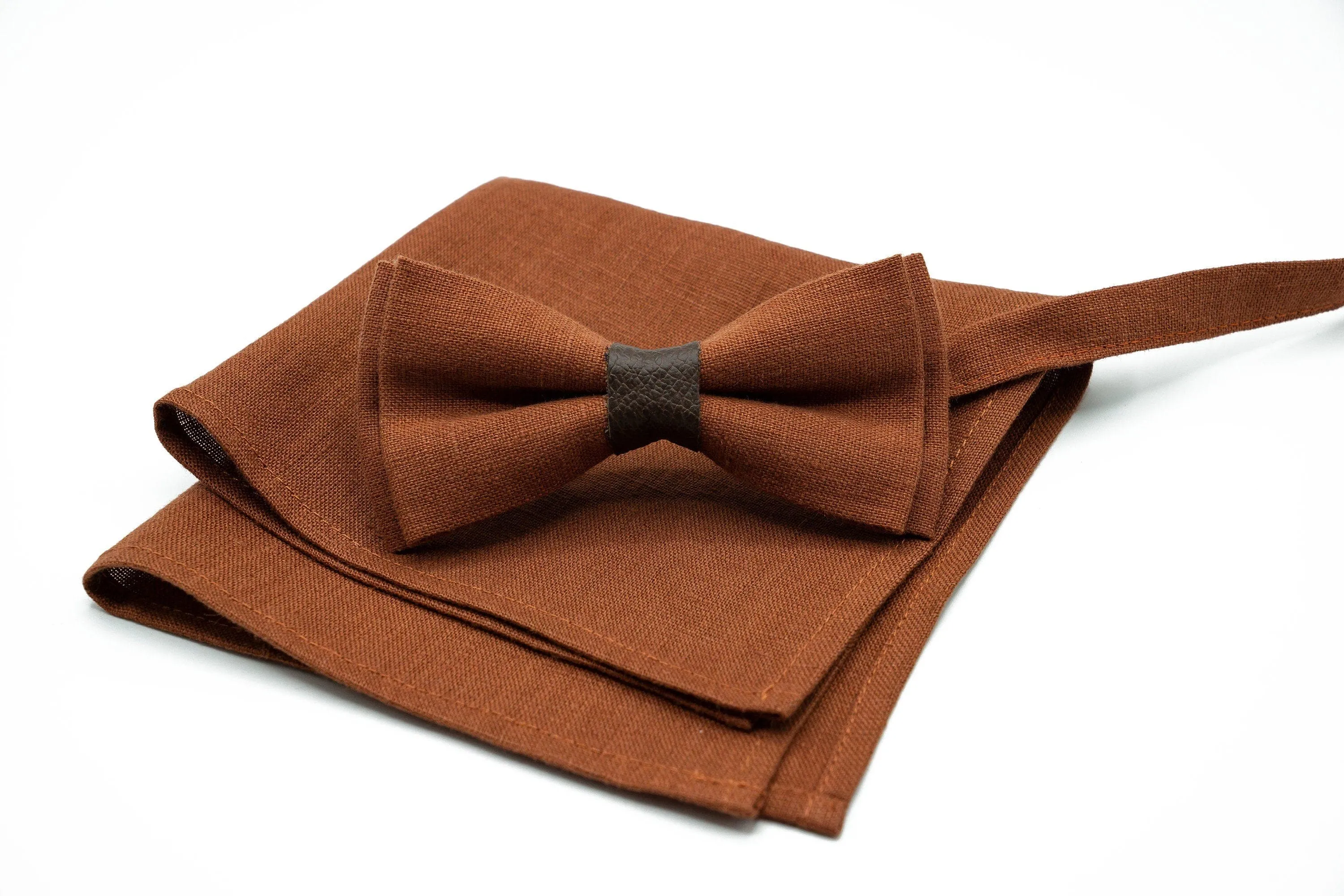 Terracotta Bow Tie & Pocket Square Set, Linen Bow Tie - Groomsmen, Wedding Bow Ties, Men's Necktie, Suspenders, Handkerchief, Noeud Papillon