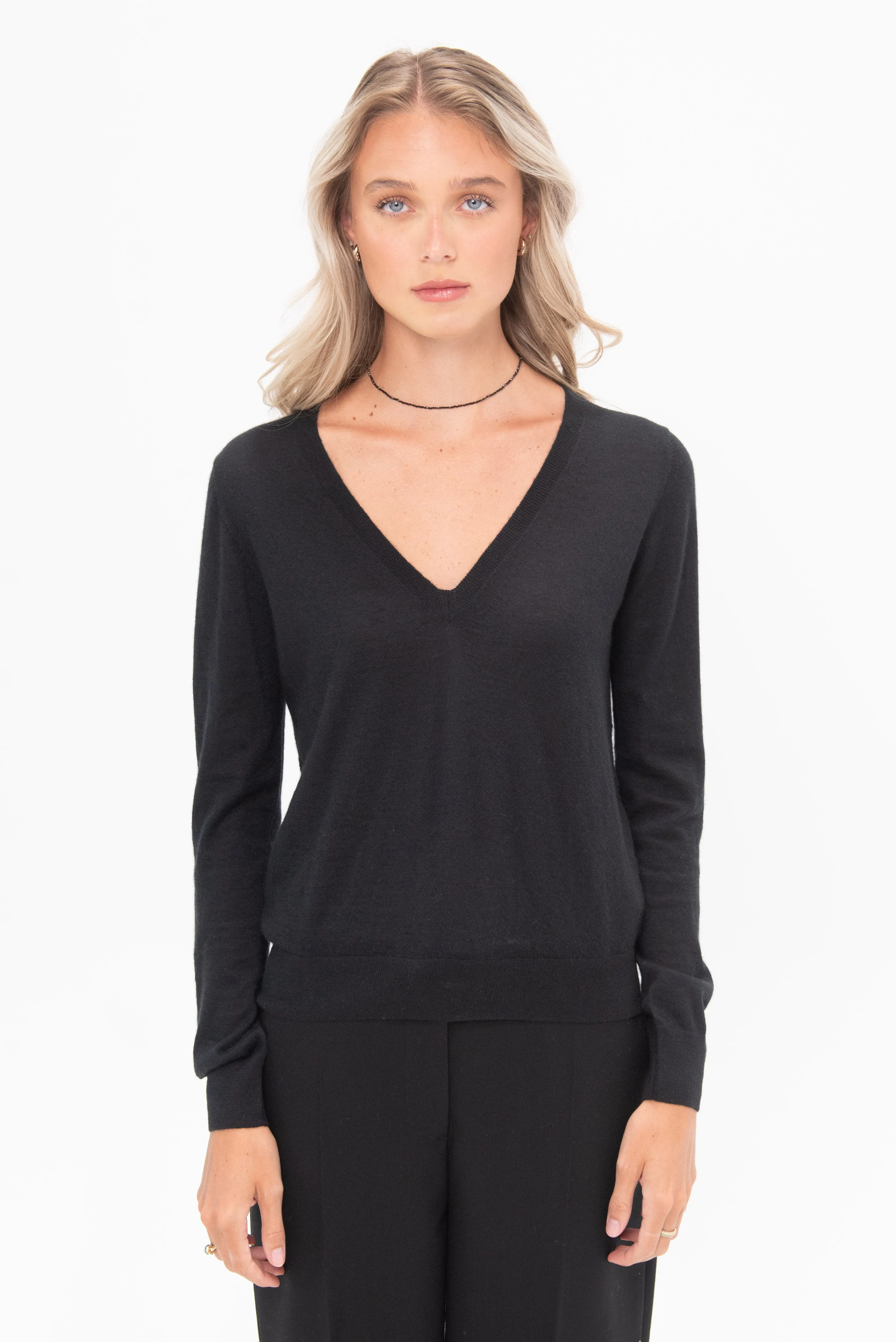 V-Neck Sweater, Noir