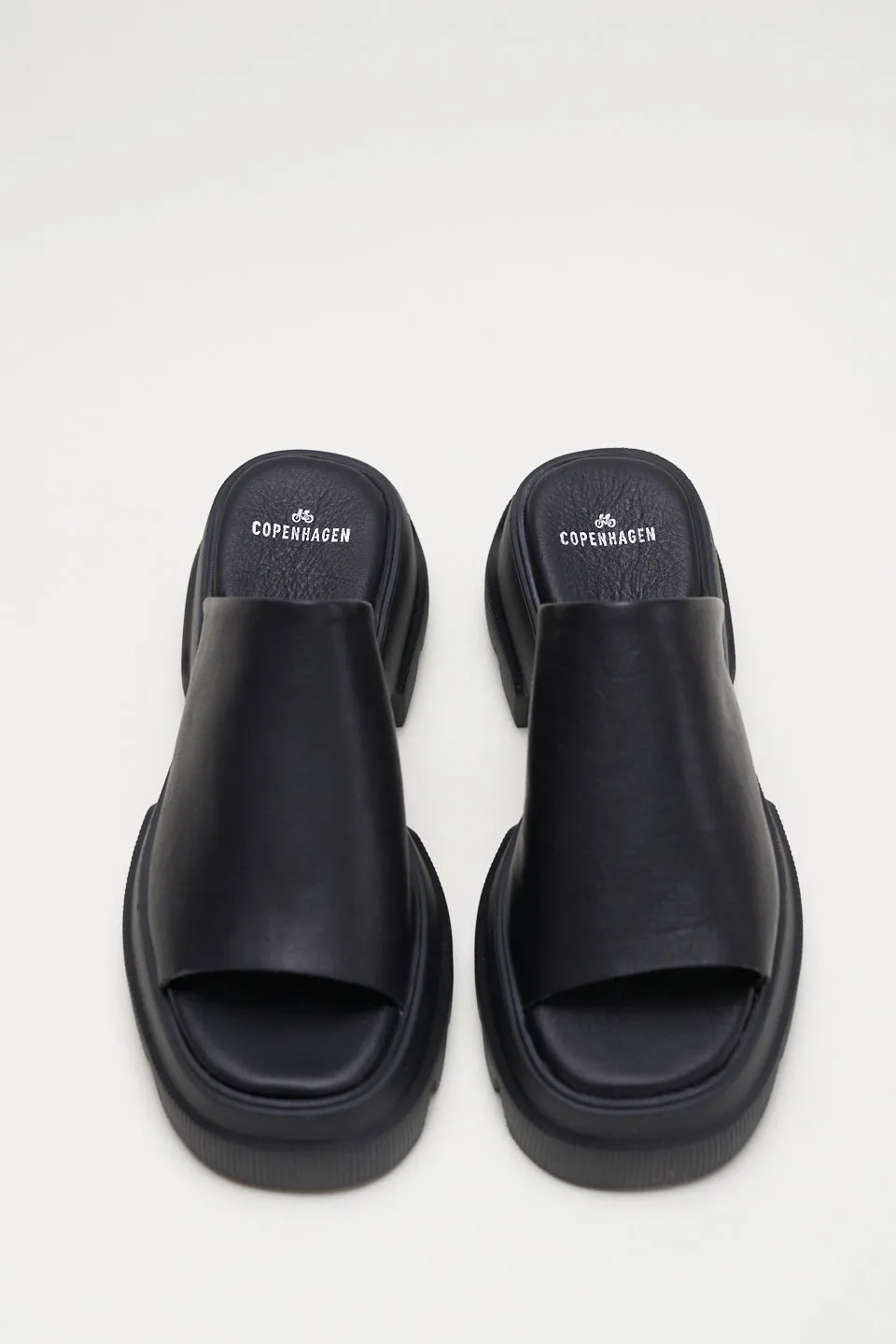 Vitello Black Chunky Slides Sandals